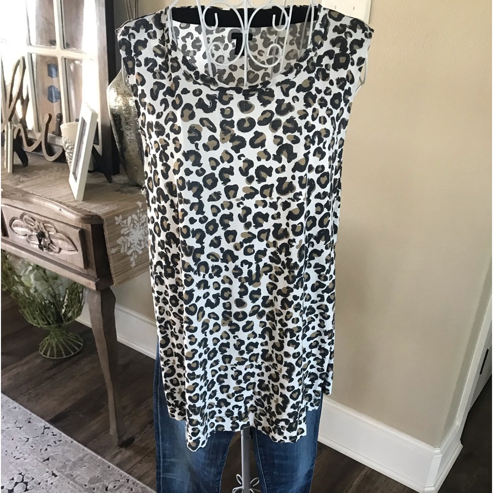 True Religion,Size Large, Open on sides